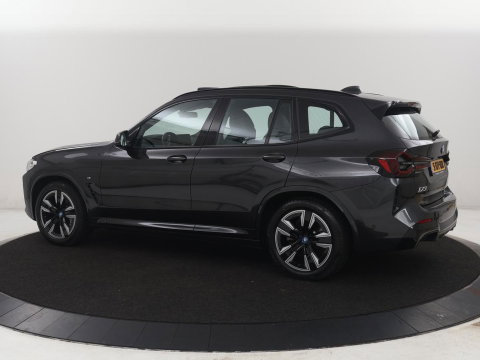 BMW iX3 Executive 80 kWh