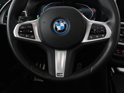 BMW iX3 Executive 80 kWh