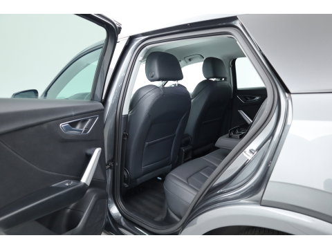 Audi Q2 35 TFSI S Edition | Black Line | | Rijklaar! | Adapt. Cruise | Leder | Keyless | Camera | Apple CarPlay | Stoelverw. | All Season