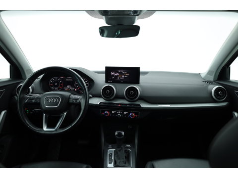 Audi Q2 35 TFSI S Edition | Black Line | | Rijklaar! | Adapt. Cruise | Leder | Keyless | Camera | Apple CarPlay | Stoelverw. | All Season