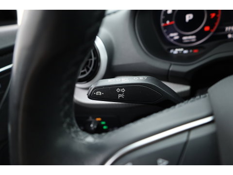 Audi Q2 35 TFSI S Edition | Black Line | | Rijklaar! | Adapt. Cruise | Leder | Keyless | Camera | Apple CarPlay | Stoelverw. | All Season