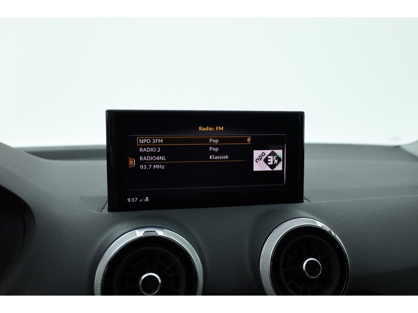 Audi Q2 35 TFSI S Edition | Black Line | | Rijklaar! | Adapt. Cruise | Leder | Keyless | Camera | Apple CarPlay | Stoelverw. | All Season