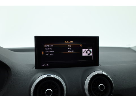 Audi Q2 35 TFSI S Edition | Black Line | | Rijklaar! | Adapt. Cruise | Leder | Keyless | Camera | Apple CarPlay | Stoelverw. | All Season