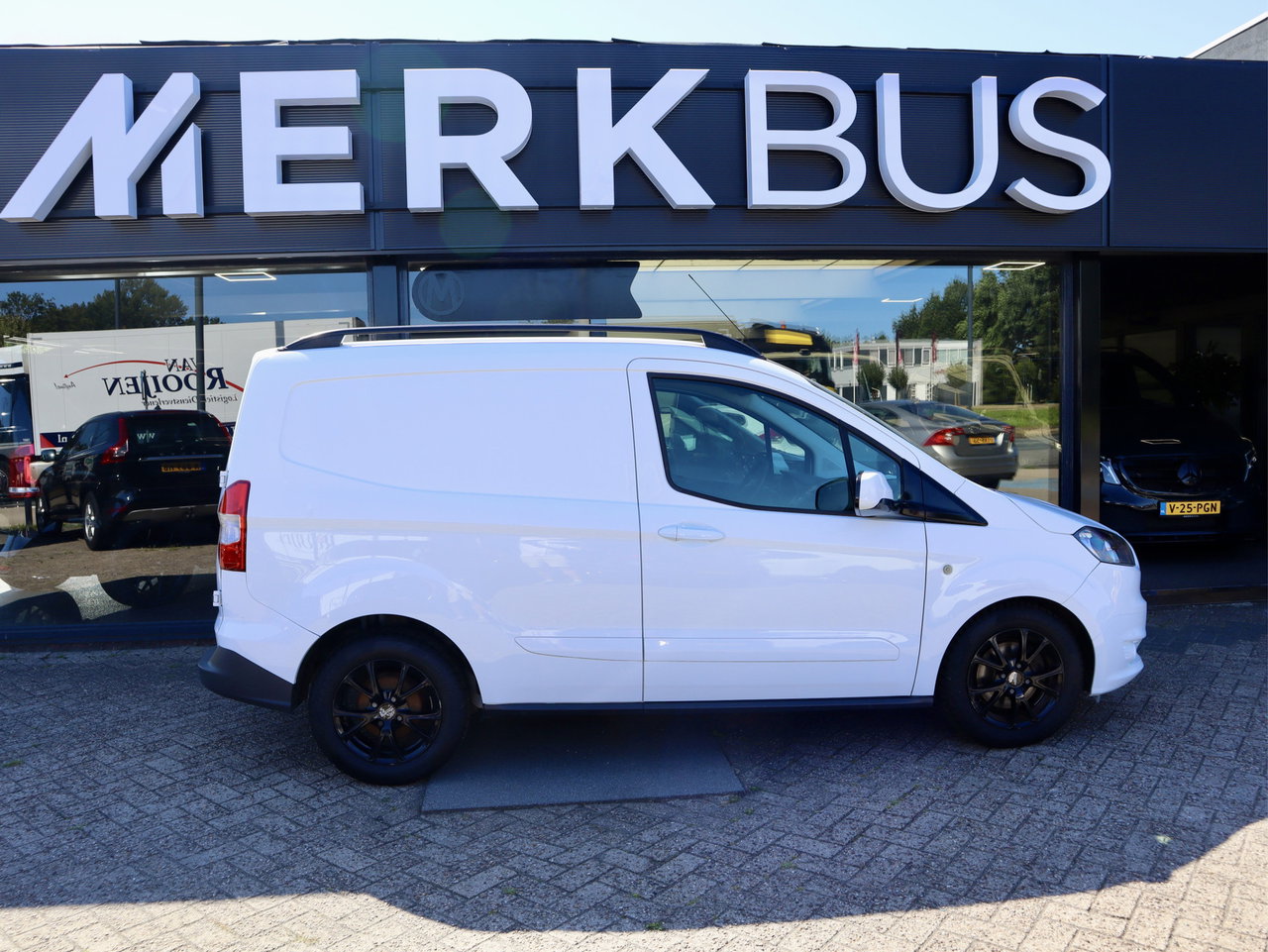 Ford Transit Courier