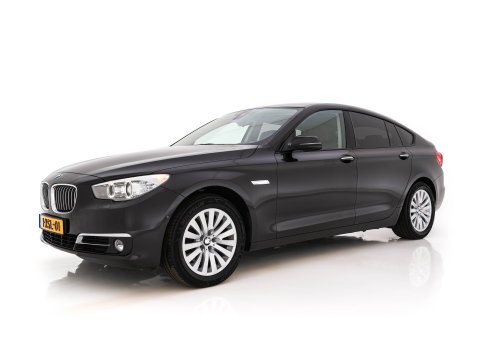 BMW 5 Serie Gran Turismo 535xi High Executive AWD Aut. *LEATHER | XENON | SOFTCLOSE | CAMERA | BLINDSPOT | HEATED-COMFORTSEATS | PRIVACY-GLASS | NAVI-FULLMAP | ECC | HEAD-UP | PDC | CRUISE | 18''ALU*