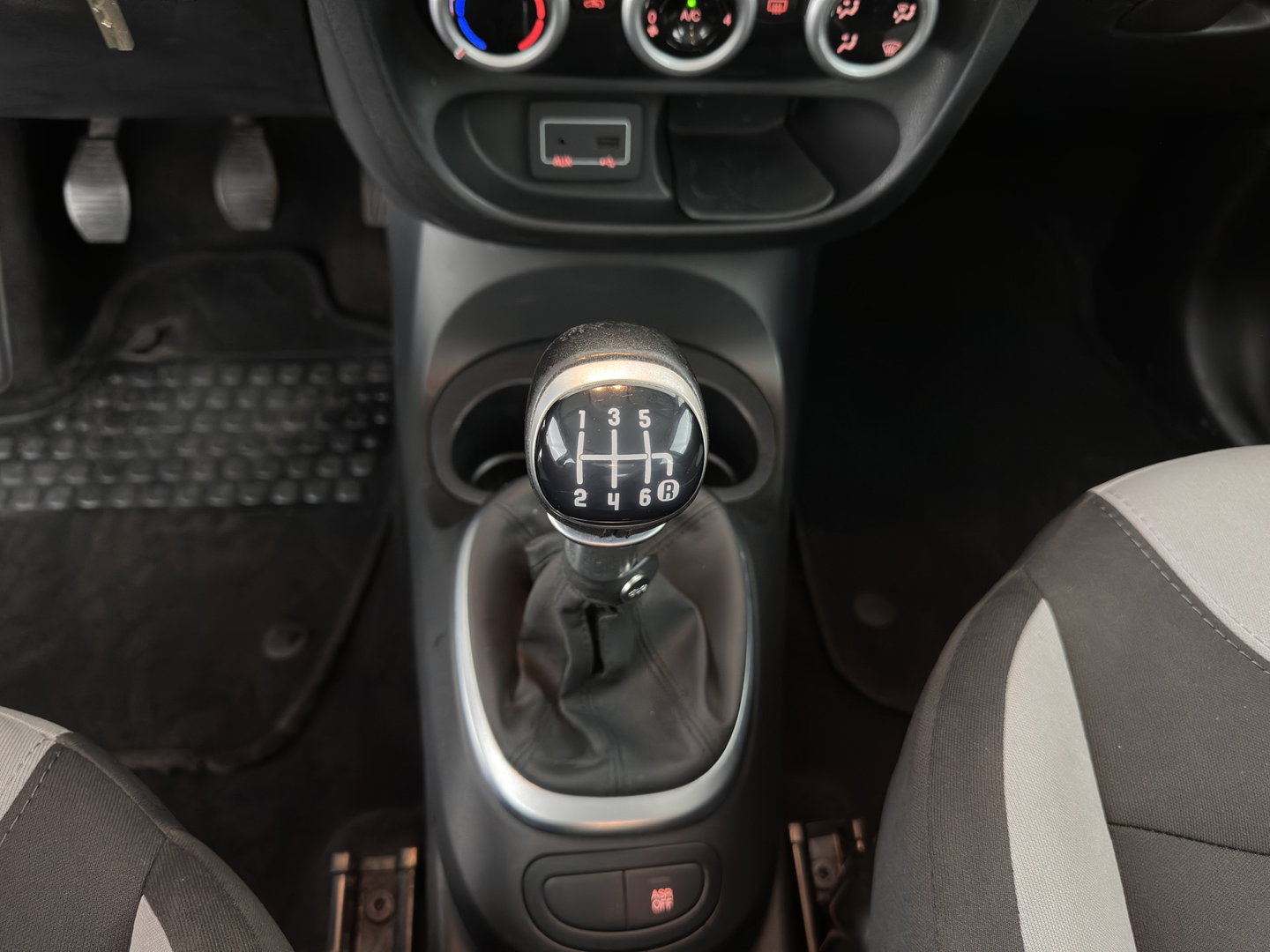 Fiat 500L 0.9 TwinAir CNG Lounge *AIRCO | CRUISE | COMFORT-SEATS | TOWBAR*
