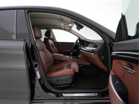BMW 5 Serie Gran Turismo 535xi High Executive AWD Aut. *LEATHER | XENON | SOFTCLOSE | CAMERA | BLINDSPOT | HEATED-COMFORTSEATS | PRIVACY-GLASS | NAVI-FULLMAP | ECC | HEAD-UP | PDC | CRUISE | 18''ALU*