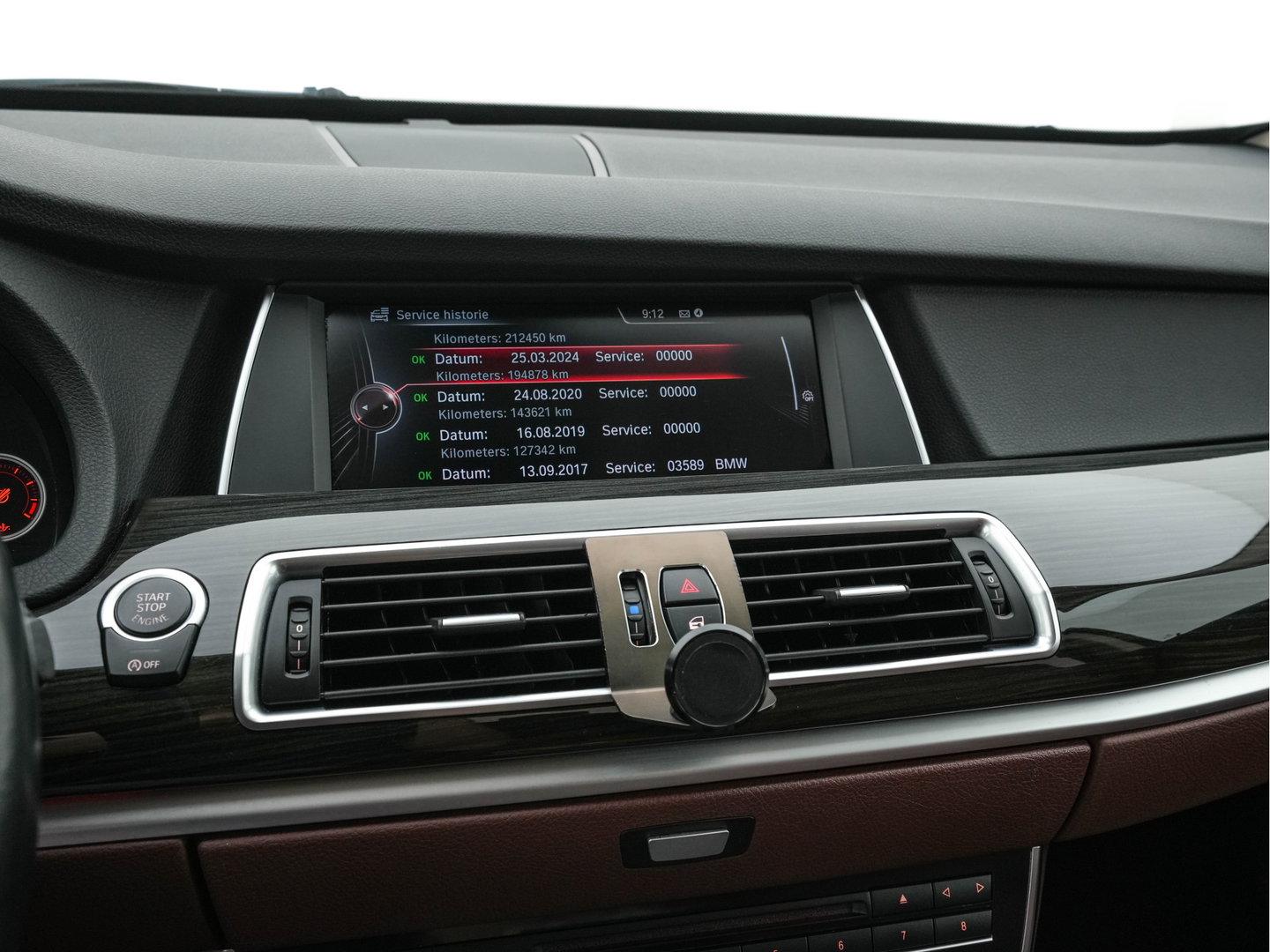 BMW 5 Serie Gran Turismo 535xi High Executive AWD Aut. *LEATHER | XENON | SOFTCLOSE | CAMERA | BLINDSPOT | HEATED-COMFORTSEATS | PRIVACY-GLASS | NAVI-FULLMAP | ECC | HEAD-UP | PDC | CRUISE | 18''ALU*