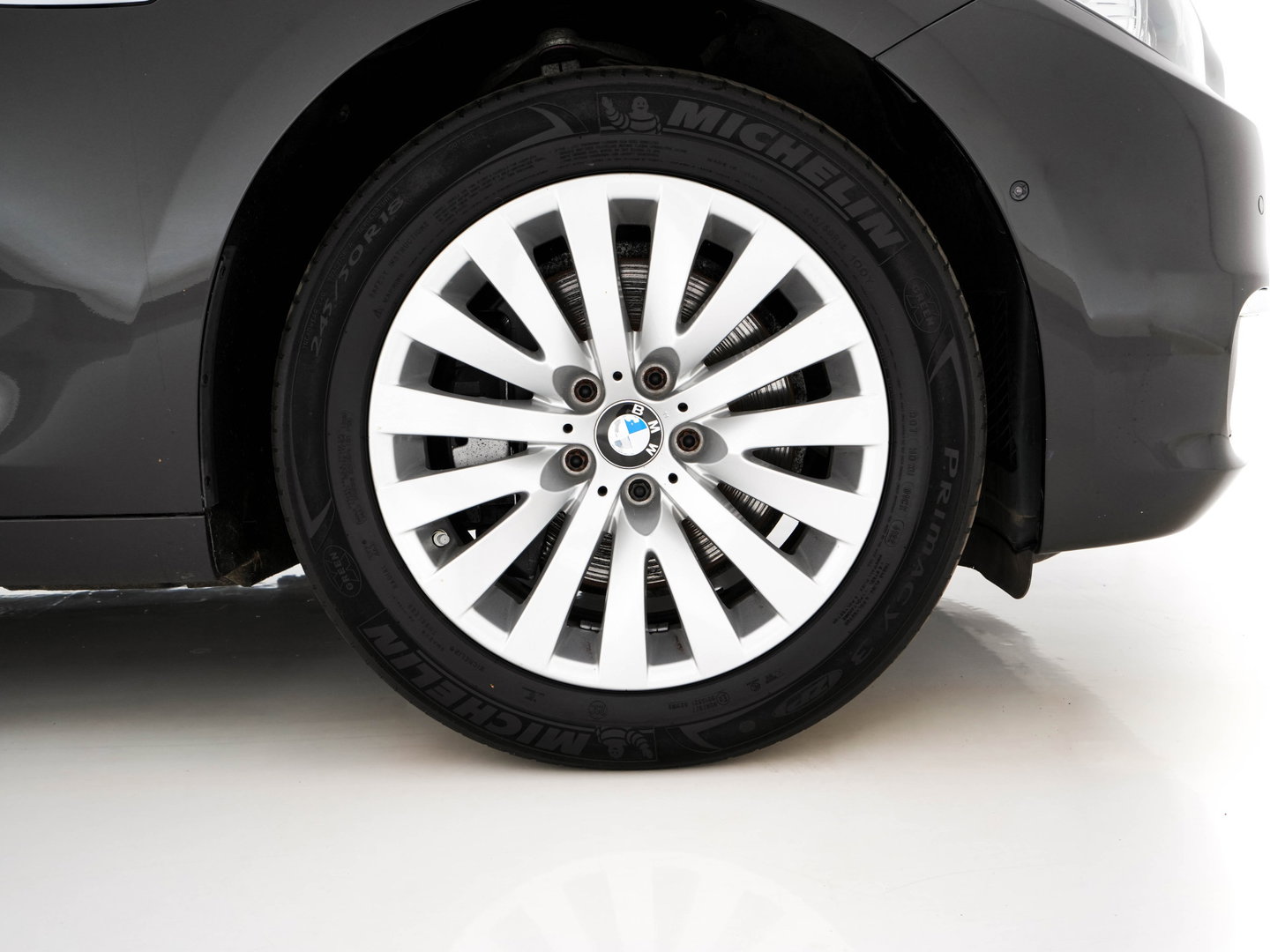 BMW 5 Serie Gran Turismo 535xi High Executive AWD Aut. *LEATHER | XENON | SOFTCLOSE | CAMERA | BLINDSPOT | HEATED-COMFORTSEATS | PRIVACY-GLASS | NAVI-FULLMAP | ECC | HEAD-UP | PDC | CRUISE | 18''ALU*
