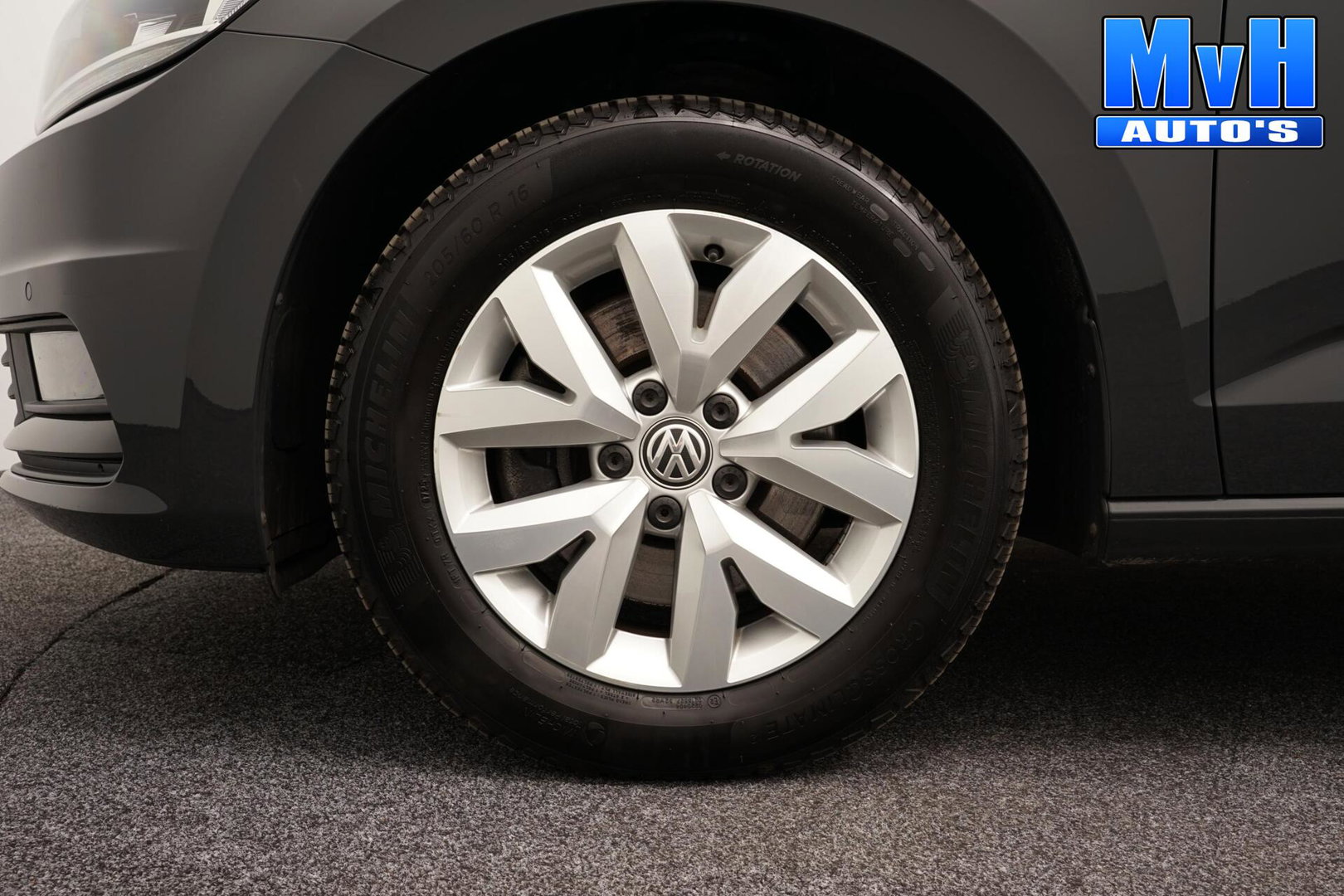 Volkswagen Touran 1.5 TSI Comfortline Business 7p|CAMERA|TREKH
