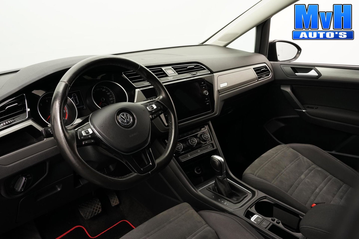 Volkswagen Touran 1.5 TSI Comfortline Business 7p|CAMERA|TREKH