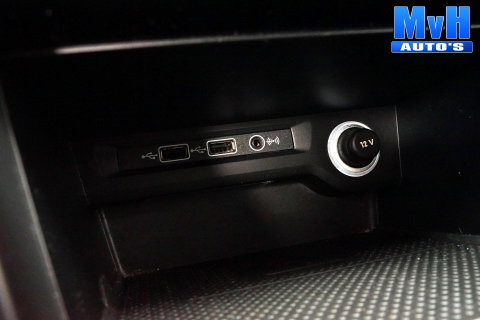 Volkswagen Touran 1.5 TSI Comfortline Business 7p|CAMERA|TREKH