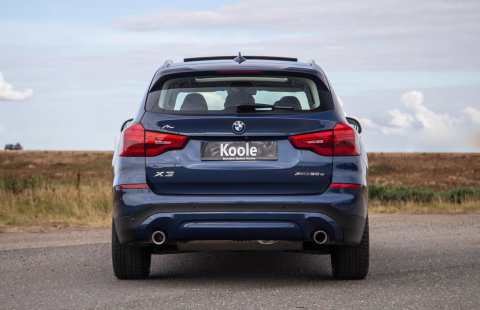 BMW X3 xDrive30e Executive BLACK LINE / PANORAMA DAK / CARPLAY / LEER / STOELVERWARMING / CAMERA