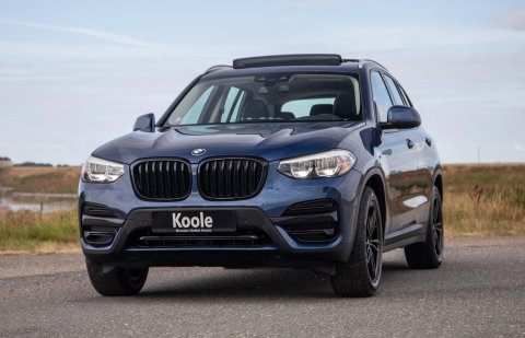 BMW X3 xDrive30e Executive BLACK LINE / PANORAMA DAK / CARPLAY / LEER / STOELVERWARMING / CAMERA