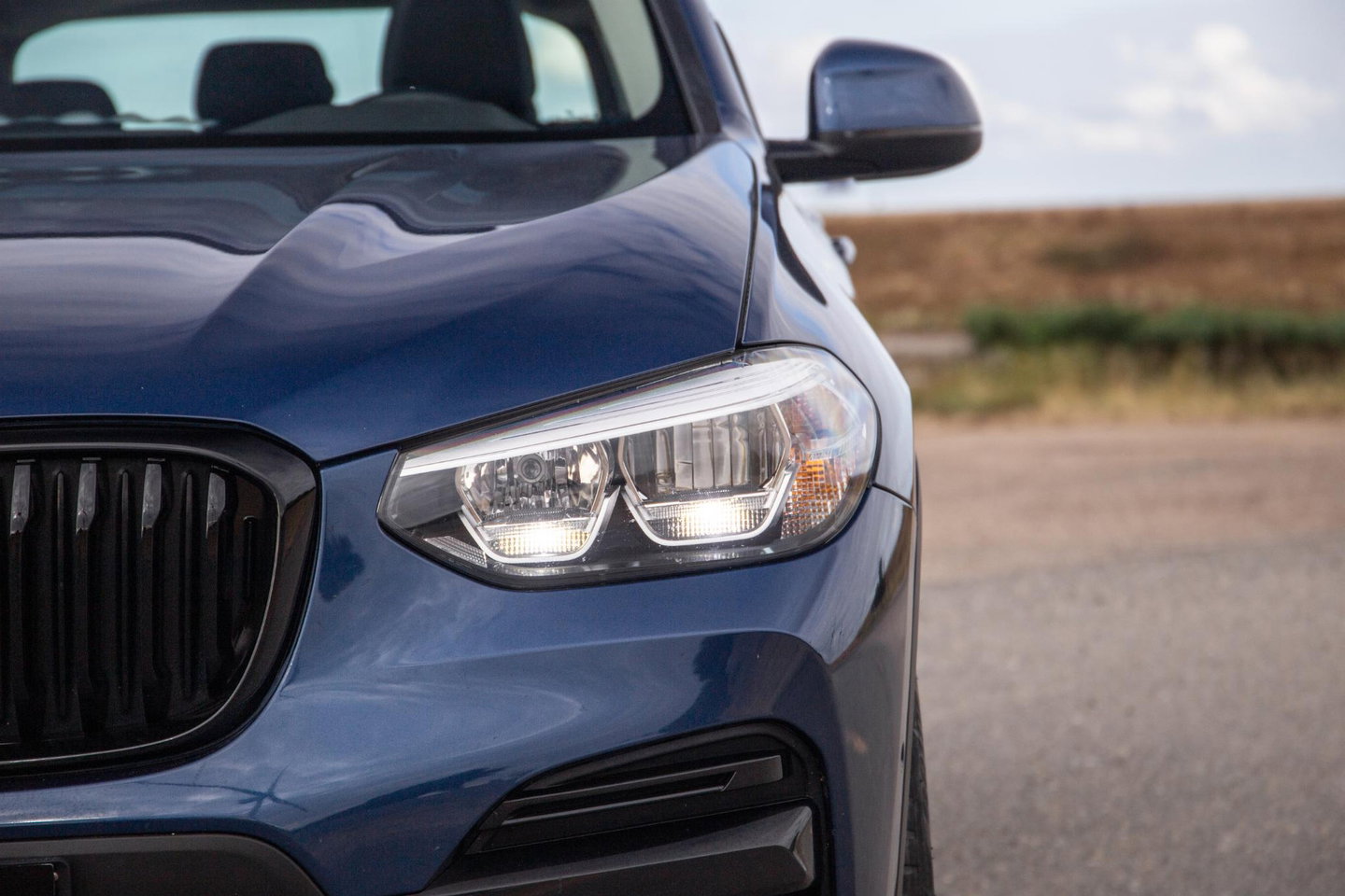 BMW X3 xDrive30e Executive BLACK LINE / PANORAMA DAK / CARPLAY / LEER / STOELVERWARMING / CAMERA