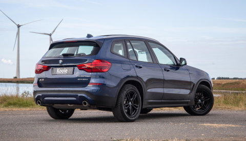 BMW X3 xDrive30e Executive BLACK LINE / PANORAMA DAK / CARPLAY / LEER / STOELVERWARMING / CAMERA
