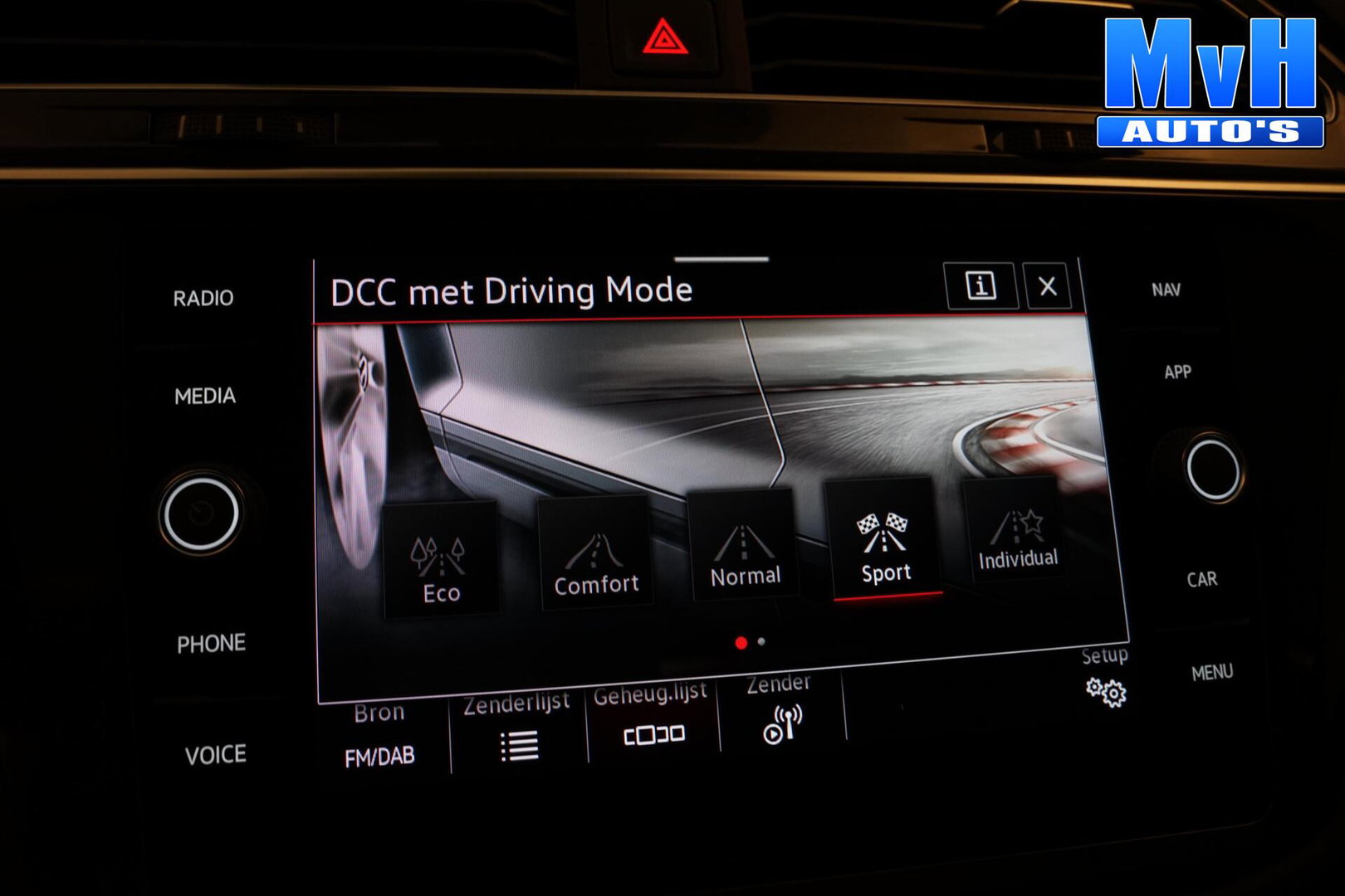 Volkswagen Tiguan 1.4 TSI eHybrid R-Line|PANO|STOEL/STUUR.VERW