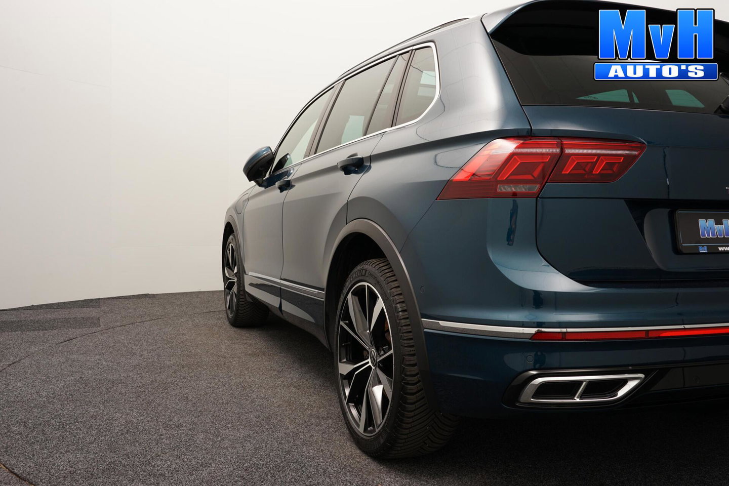 Volkswagen Tiguan 1.4 TSI eHybrid R-Line|PANO|STOEL/STUUR.VERW