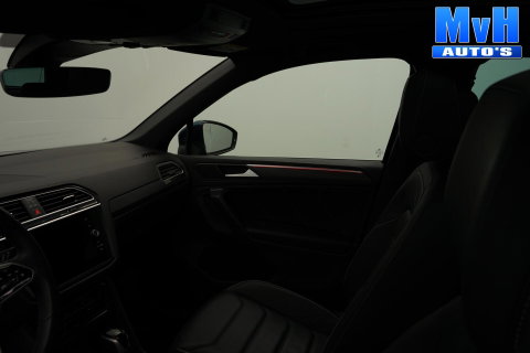 Volkswagen Tiguan 1.4 TSI eHybrid R-Line|PANO|STOEL/STUUR.VERW