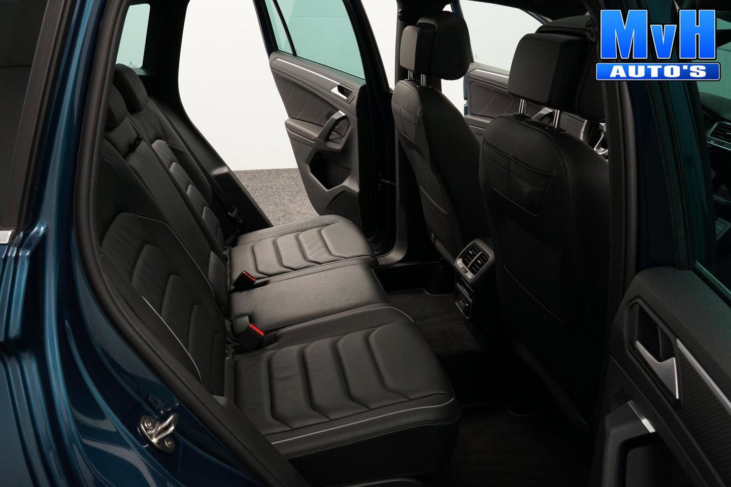 Volkswagen Tiguan 1.4 TSI eHybrid R-Line|PANO|STOEL/STUUR.VERW