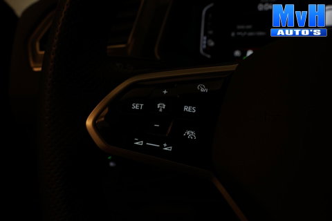 Volkswagen Tiguan 1.4 TSI eHybrid R-Line|PANO|STOEL/STUUR.VERW