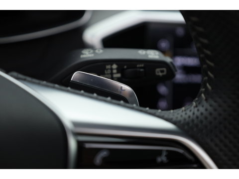 Audi A6 Avant 55 TFSI e quattro S Edition Competition precies zoals de liefhebber hem zoekt | Pano | HUD | Matrix LED | Massage | Stoelventilatie |  Elek. Trekhaak | 360cam | 20'' |