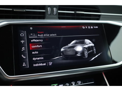 Audi A6 Avant 55 TFSI e quattro S Edition Competition precies zoals de liefhebber hem zoekt | Pano | HUD | Matrix LED | Massage | Stoelventilatie |  Elek. Trekhaak | 360cam | 20'' |