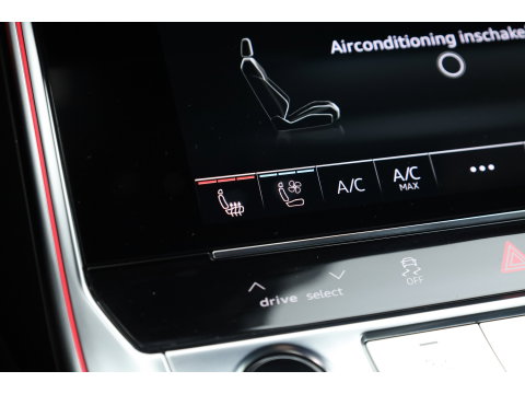 Audi A6 Avant 55 TFSI e quattro S Edition Competition precies zoals de liefhebber hem zoekt | Pano | HUD | Matrix LED | Massage | Stoelventilatie |  Elek. Trekhaak | 360cam | 20'' |