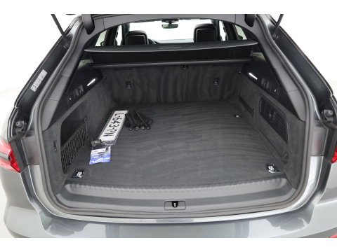 Audi A6 Avant 55 TFSI e quattro S Edition Competition precies zoals de liefhebber hem zoekt | Pano | HUD | Matrix LED | Massage | Stoelventilatie |  Elek. Trekhaak | 360cam | 20'' |