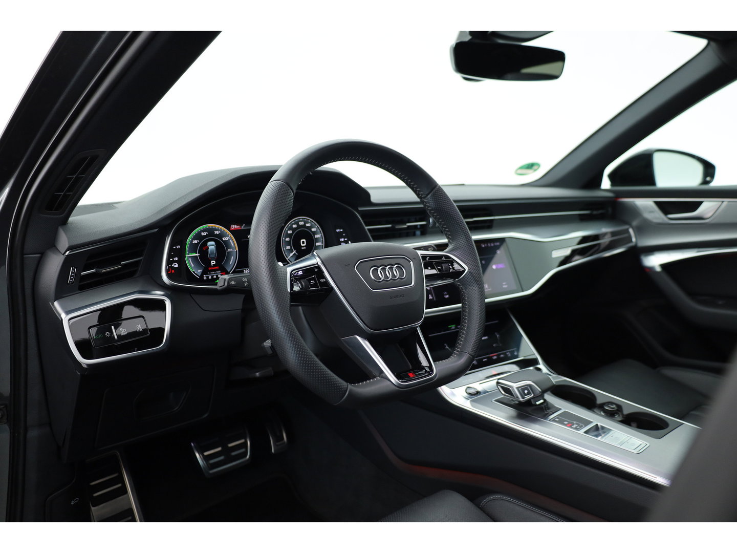 Audi A6 Avant 55 TFSI e quattro S Edition Competition precies zoals de liefhebber hem zoekt | Pano | HUD | Matrix LED | Massage | Stoelventilatie |  Elek. Trekhaak | 360cam | 20'' |