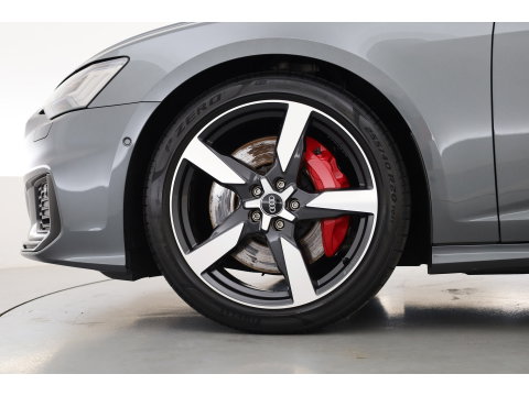 Audi A6 Avant 55 TFSI e quattro S Edition Competition precies zoals de liefhebber hem zoekt | Pano | HUD | Matrix LED | Massage | Stoelventilatie |  Elek. Trekhaak | 360cam | 20'' |