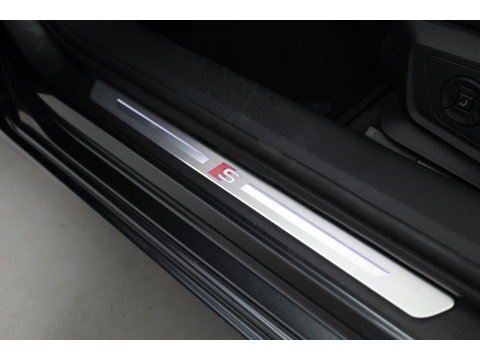Audi A6 Avant 55 TFSI e quattro S Edition Competition precies zoals de liefhebber hem zoekt | Pano | HUD | Matrix LED | Massage | Stoelventilatie |  Elek. Trekhaak | 360cam | 20'' |