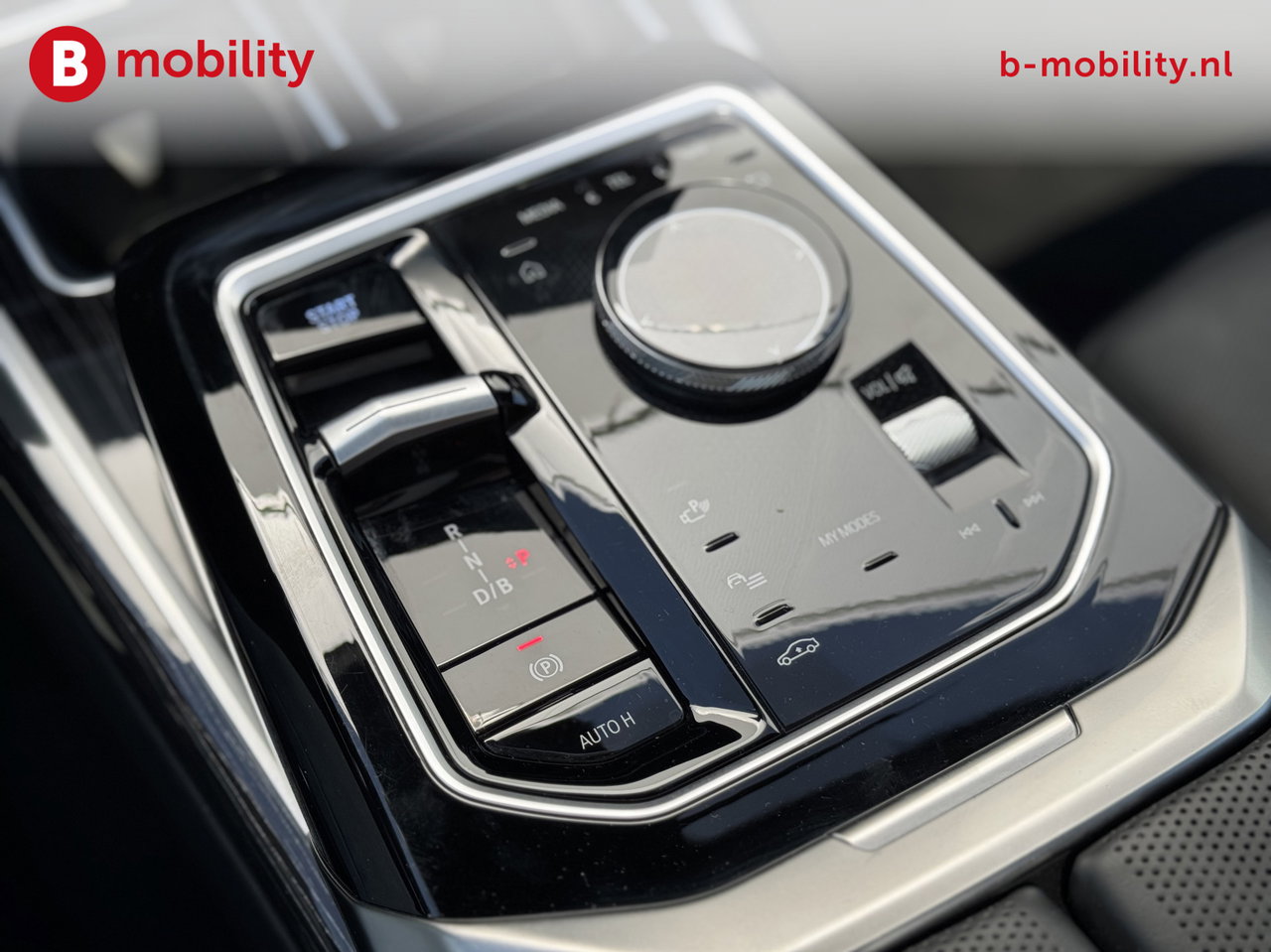 BMW i7