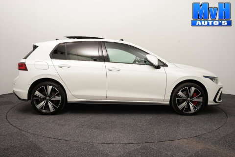 Volkswagen Golf 1.4 PHEV GTE|IQ|PANO|CAMERA|STOEL/STUUR.VERW