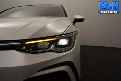 Volkswagen Golf 1.4 PHEV GTE|IQ|PANO|CAMERA|STOEL/STUUR.VERW