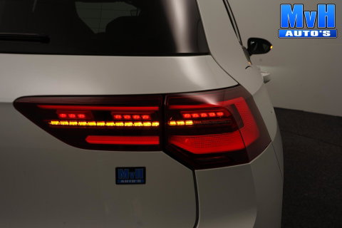Volkswagen Golf 1.4 PHEV GTE|IQ|PANO|CAMERA|STOEL/STUUR.VERW