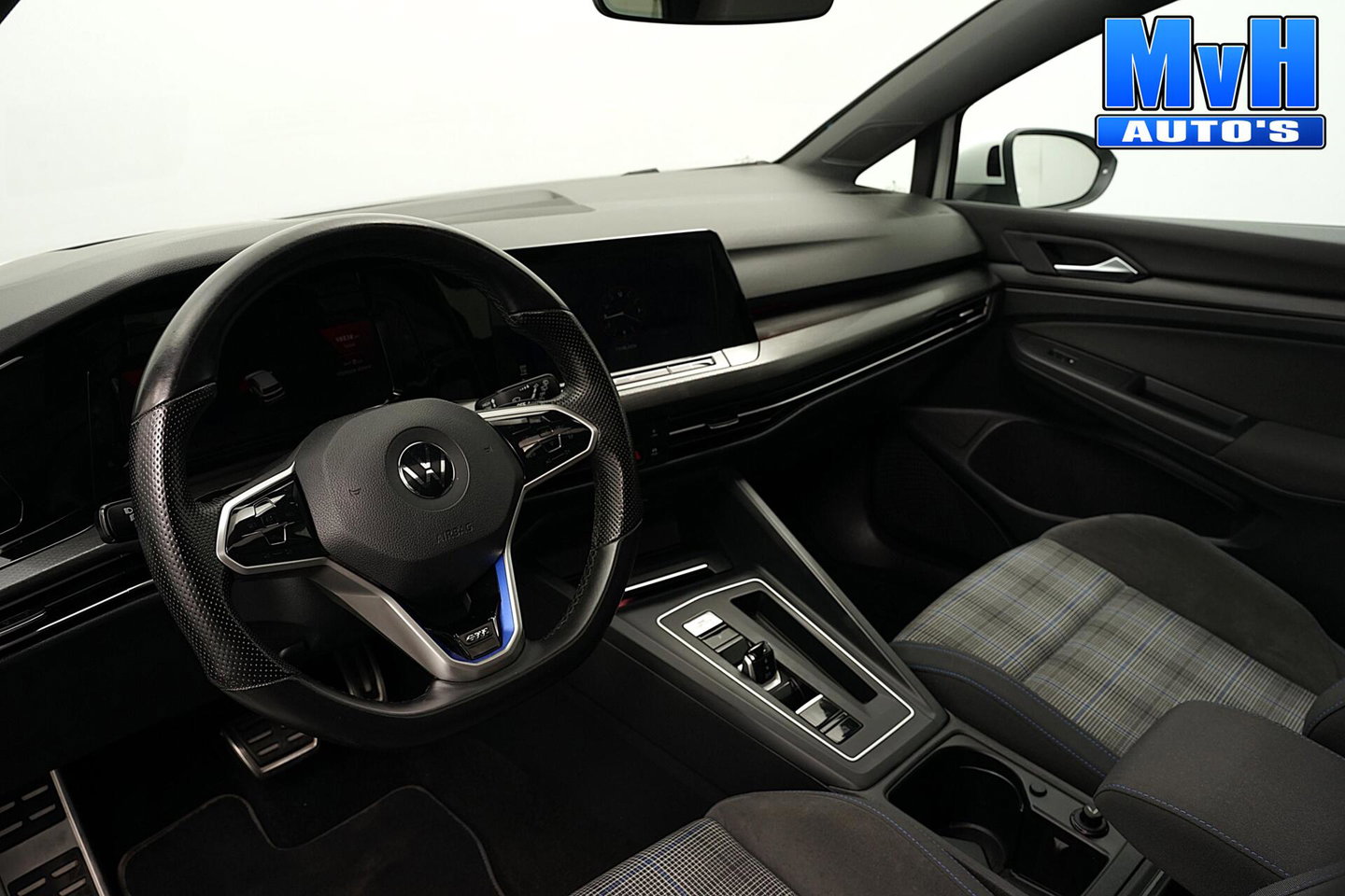 Volkswagen Golf 1.4 PHEV GTE|IQ|PANO|CAMERA|STOEL/STUUR.VERW