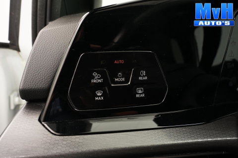 Volkswagen Golf 1.4 PHEV GTE|IQ|PANO|CAMERA|STOEL/STUUR.VERW