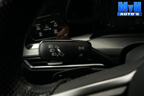 Volkswagen Golf 1.4 PHEV GTE|IQ|PANO|CAMERA|STOEL/STUUR.VERW