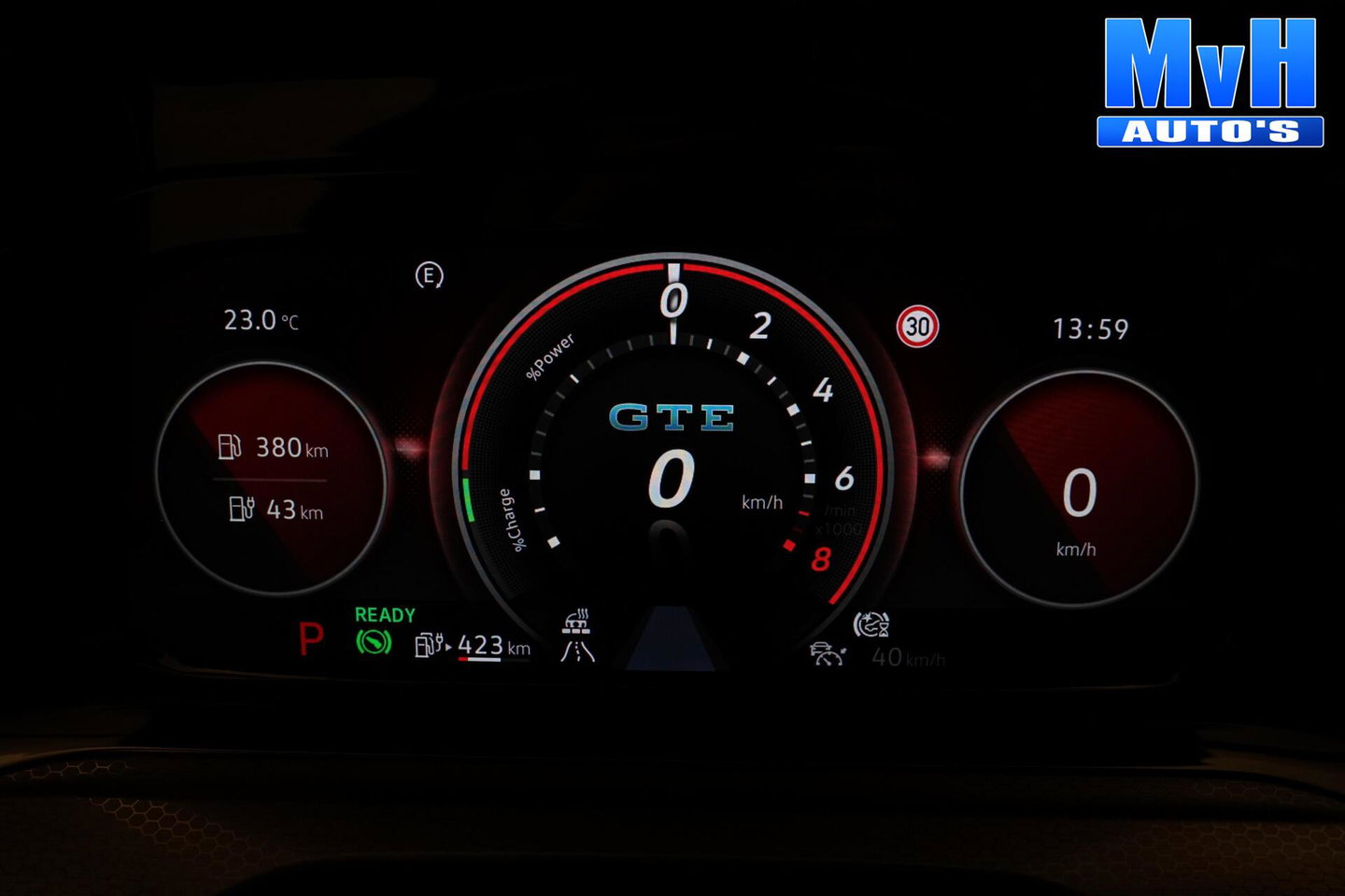 Volkswagen Golf 1.4 PHEV GTE|IQ|PANO|CAMERA|STOEL/STUUR.VERW