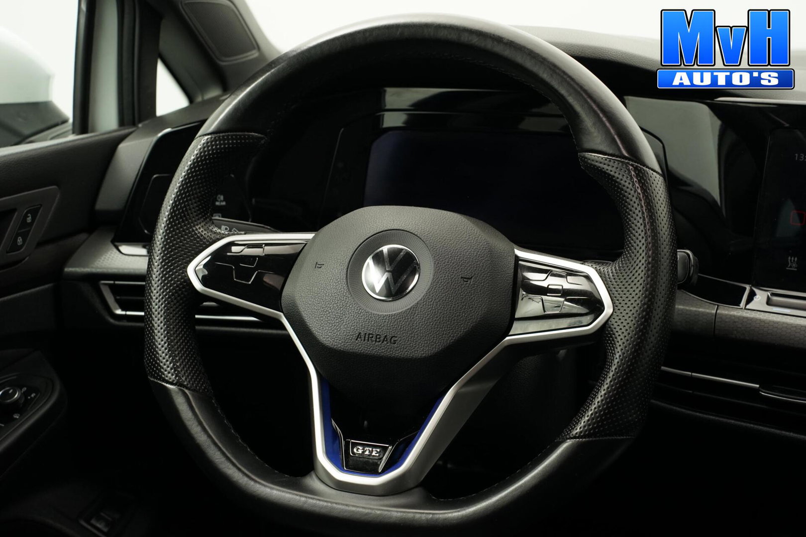 Volkswagen Golf 1.4 PHEV GTE|IQ|PANO|CAMERA|STOEL/STUUR.VERW