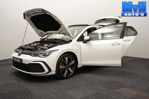 Volkswagen Golf 1.4 PHEV GTE|IQ|PANO|CAMERA|STOEL/STUUR.VERW