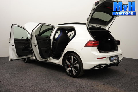 Volkswagen Golf 1.4 PHEV GTE|IQ|PANO|CAMERA|STOEL/STUUR.VERW