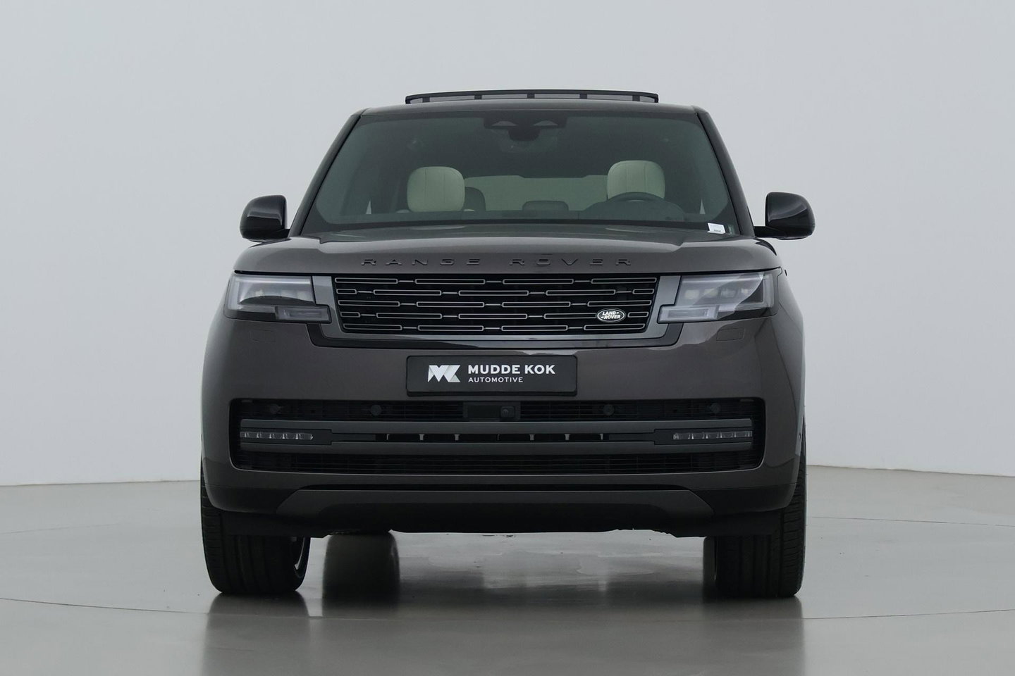Land Rover Range Rover 3.0 P460e SE PHEV | ACC | Luchtvering | Panoramadak | 360° Camera | Head-Up | Meridian 3D | Stoelventilatie | 23 Inch