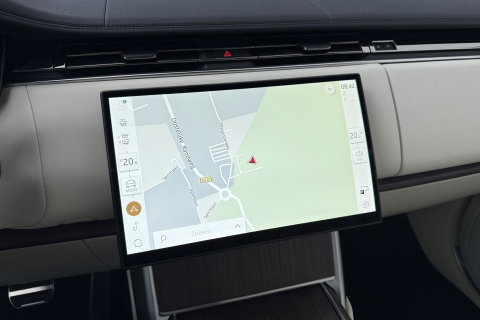 Land Rover Range Rover 3.0 P460e SE PHEV | ACC | Luchtvering | Panoramadak | 360° Camera | Head-Up | Meridian 3D | Stoelventilatie | 23 Inch