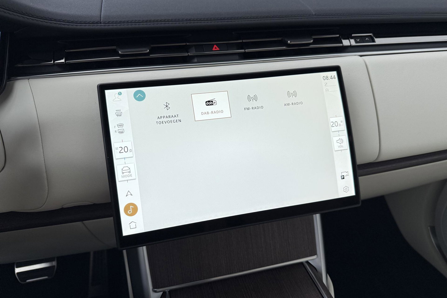 Land Rover Range Rover 3.0 P460e SE PHEV | ACC | Luchtvering | Panoramadak | 360° Camera | Head-Up | Meridian 3D | Stoelventilatie | 23 Inch
