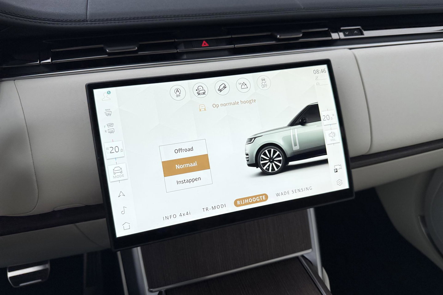 Land Rover Range Rover 3.0 P460e SE PHEV | ACC | Luchtvering | Panoramadak | 360° Camera | Head-Up | Meridian 3D | Stoelventilatie | 23 Inch