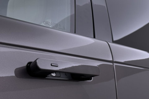 Land Rover Range Rover 3.0 P460e SE PHEV | ACC | Luchtvering | Panoramadak | 360° Camera | Head-Up | Meridian 3D | Stoelventilatie | 23 Inch