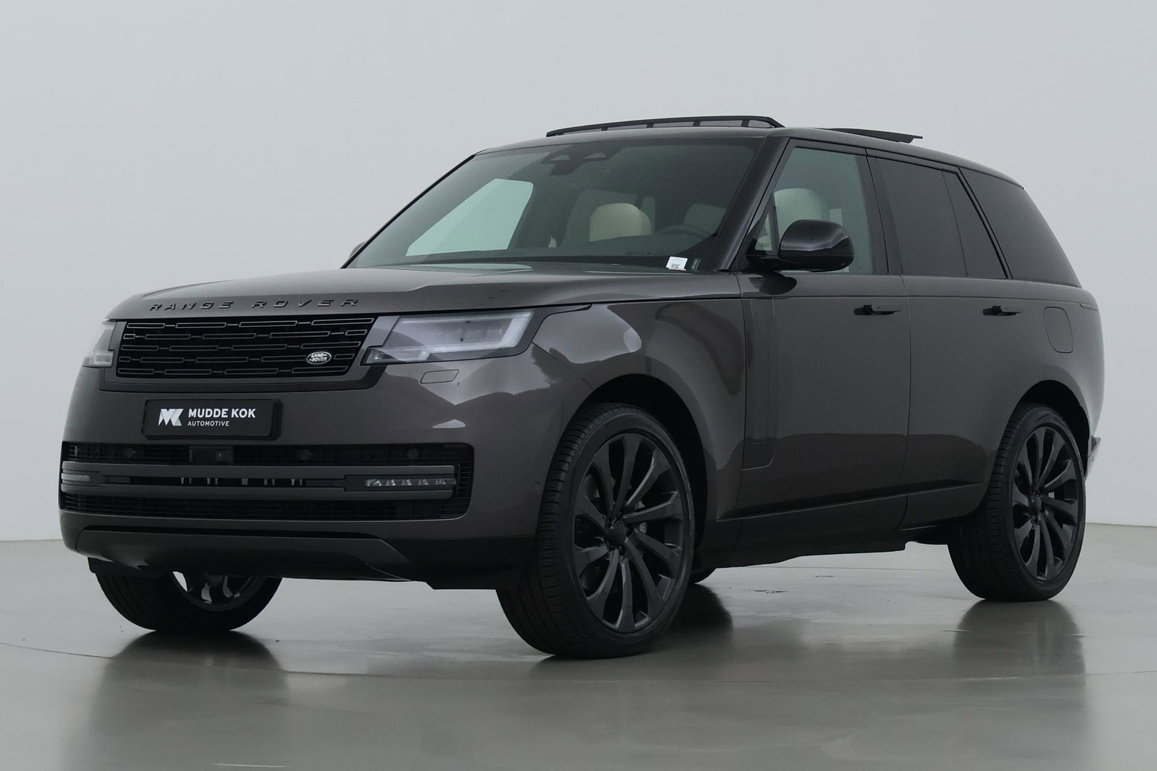 Land Rover Range Rover 3.0 P460e SE PHEV | ACC | Luchtvering | Panoramadak | 360° Camera | Head-Up | Meridian 3D | Stoelventilatie | 23 Inch