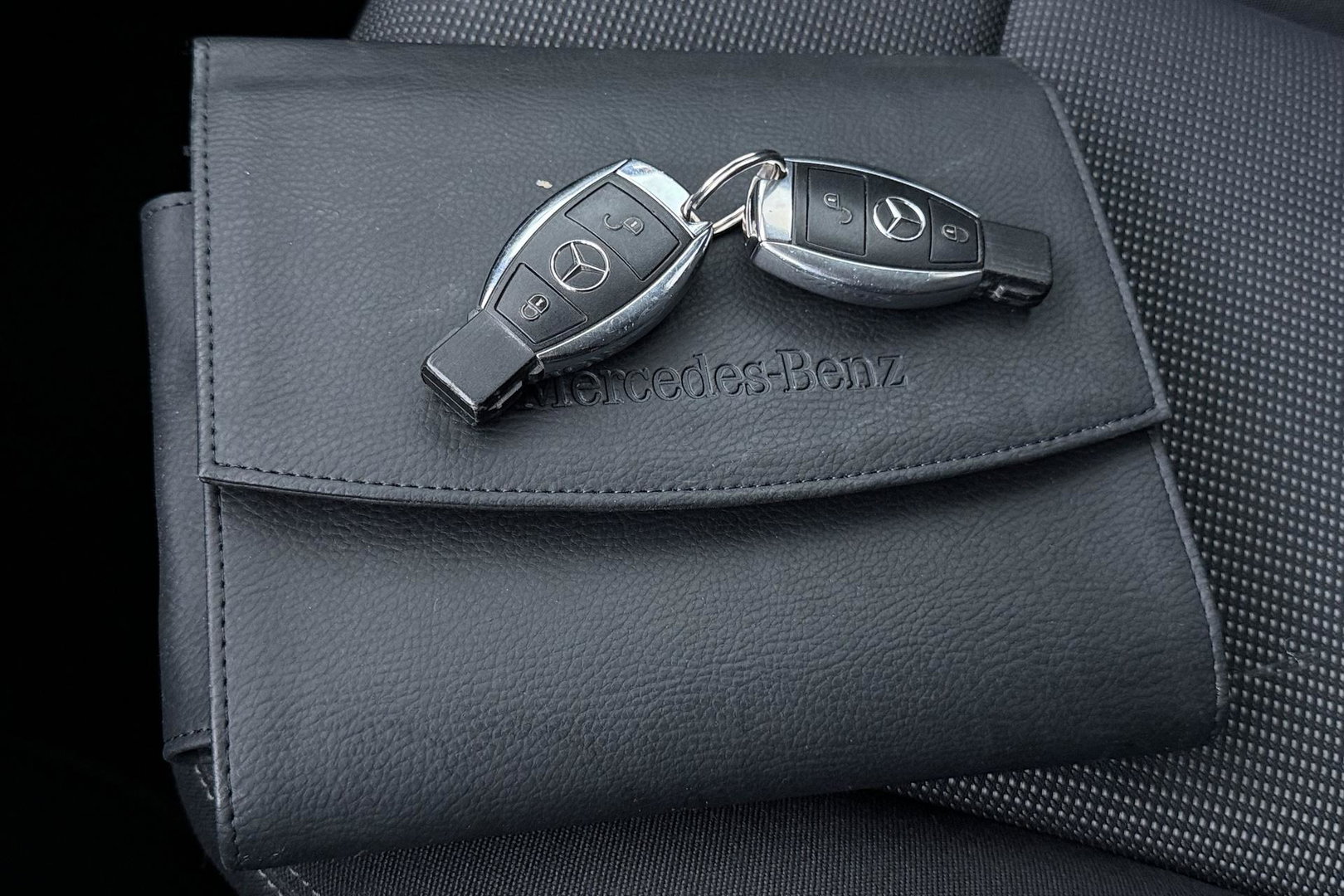Mercedes-Benz B-Klasse 200 Ambition | Trekhaak | Bi-Xenon | Parkeersensoren | Navigatie | Getint Glas